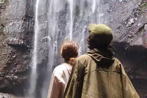 Surabaya : Bromo and Madakaripura waterfall tour in 2 days