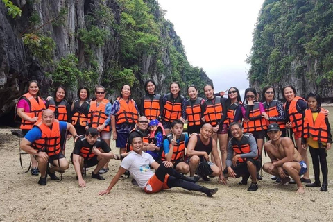 El Nido: Island-Hopping Tour A with Picnic Lunch