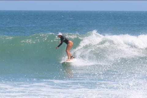 Nusa Dua: Private Intermediate Surf Lesson
