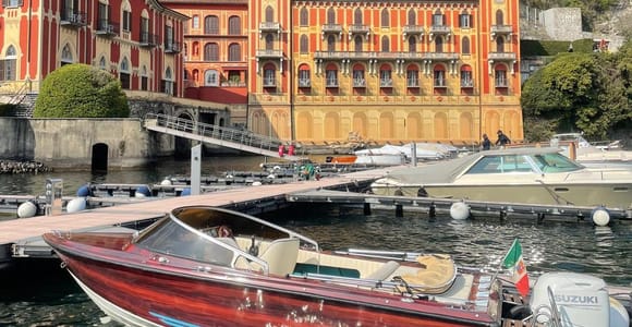 Lake Como: Private Tour - Classic Vintage Boat with coverage
