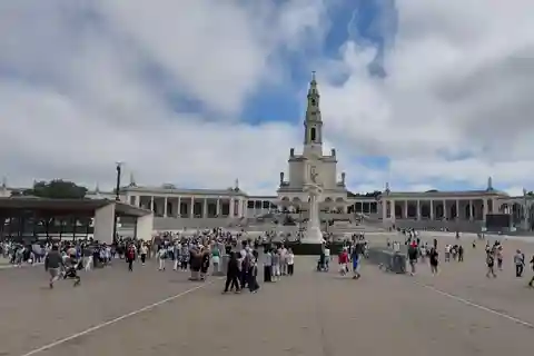 Tour privato di mezza giornata a Fátima e Aljustrel da Lisbona (6h)