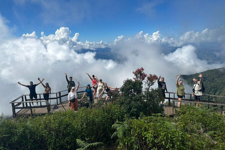 Chiang Mai: Excursión de un día al Parque Doi Inthanon con caminata por Kew Mae PanLa Visita Regular incluye Comida y Entradas