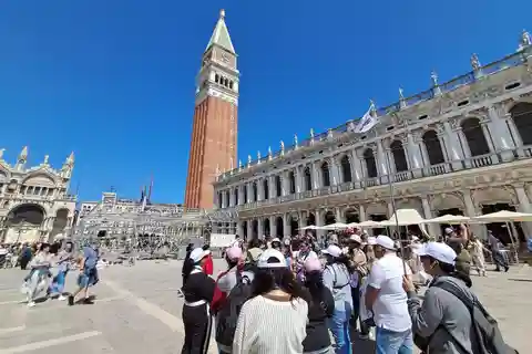 From Milan: Venice City Highlights Guided Day Trip