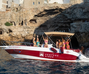 Polignano Sea Caves: Boat Tour with Snorkeling & Aperitif