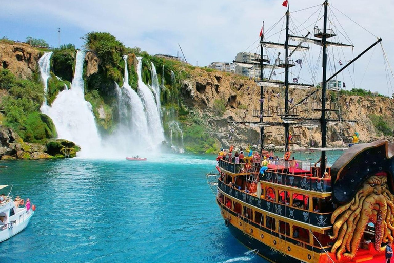 Antalya: Full-Day Lara Pirate Boat Trip with Lunch & Drinks Tour with Hotel Transfer
