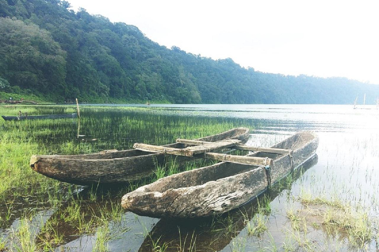 Bali: Excursión al Norte de Bali con Cascada, Vihara y Aguas Termales