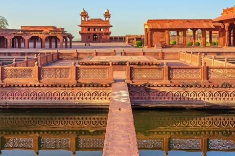 Delhi: City Tour with Taj Mahal, Agra Fort & Fatehpur Sikri Agra- Car with driver, Guide, Monuments Entrance, & Lunch