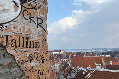 Tallinn: Old Town Walking Tour with Guide