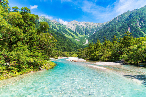 From Tokyo: Kamikochi Autumn Foliage Day Trip by Bus