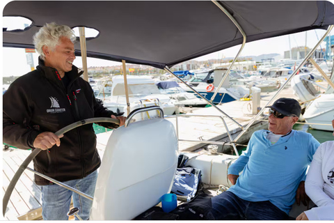 Alicante: Sailboat ride in Alicante Bay Private sailing trip in Alicante Bay