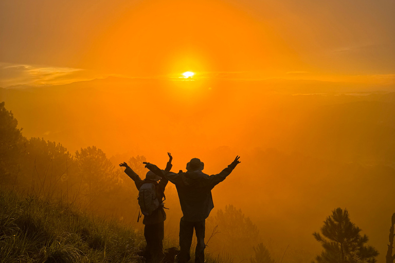 Dalat: Cloud Chasing packaged hike - Sunrise Pickup Included Group Packaged Tour - Free photo & video taken by tour guide
