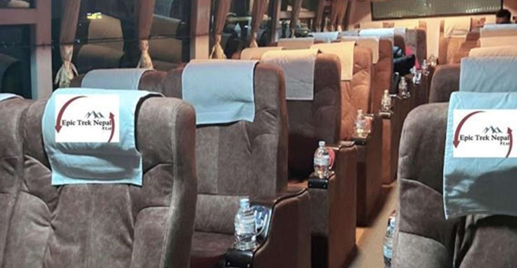 Pokhara to Bandipur Luxury Sofá Boleto de autobús - Housity