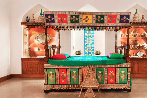 Muscat: Bait Al Zubair Museum Guided Tour with Entry Ticket Muscat: Half Day Sightseeing Tour with Bail Al Zubair Museum