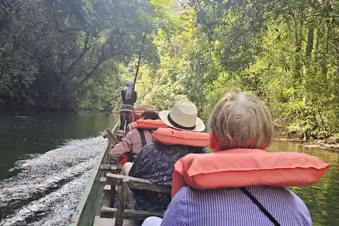 Panama City: Embera Tribe Tour with Lunch