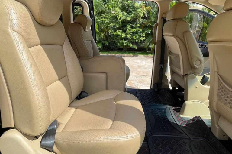 Siem Reap to Phnom Penh: Private Transfer with Scenic Stops