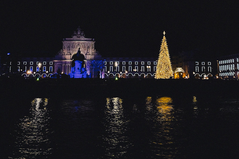 Lisbon: Celebrate New Year's Eve and enjoy the show aboard a catamaran