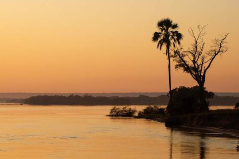 Victoria Falls: Zambezi River Sunset Dinner Cruise