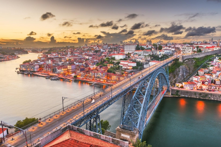 Tour a pie por Oporto: ¡no te lo puedes perder!Grupo inglés
