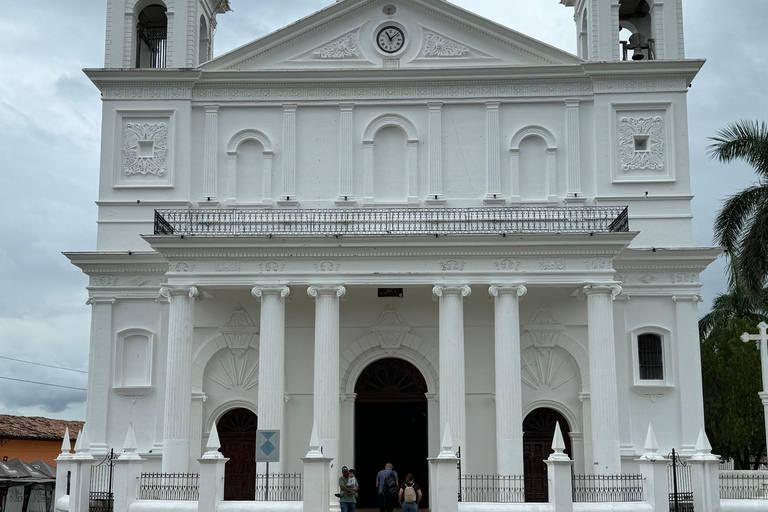 San Salvador: wycieczka do Suchitoto i historycznego centrum miasta