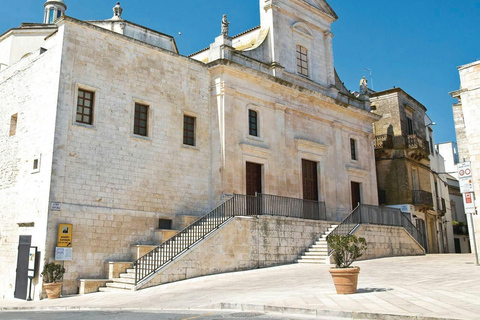 Puglia: Locorotondo, Cisternino, and Ostuni Private Tour Authentic Routes with Castellana Grotte Pick-Up