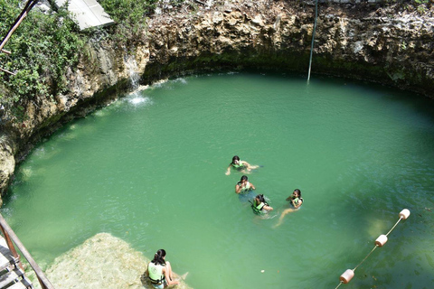 Cancun/Riviera Maya: Tour a cavallo, ATV, zipline e CenoteATV condiviso da Tulum