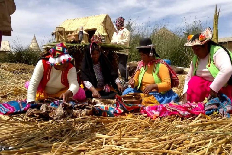 Från Cusco: 3-dagars rundtur vid Titicacasjön med boende