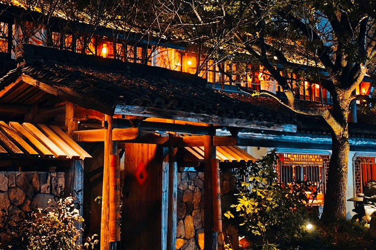 Hangzhou Nightlife: Historic Bar, Live & Local Market