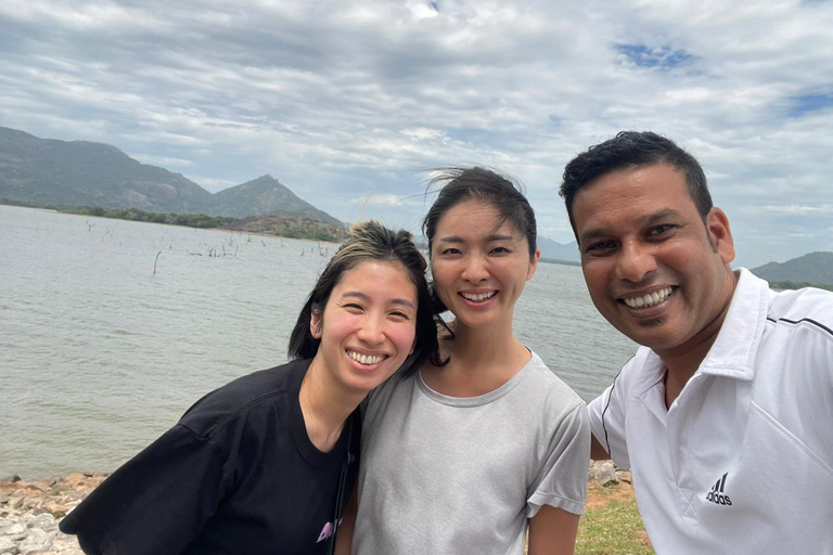 From Airport: 2-Night Sigiriya and Kandalama with Kandy Drop