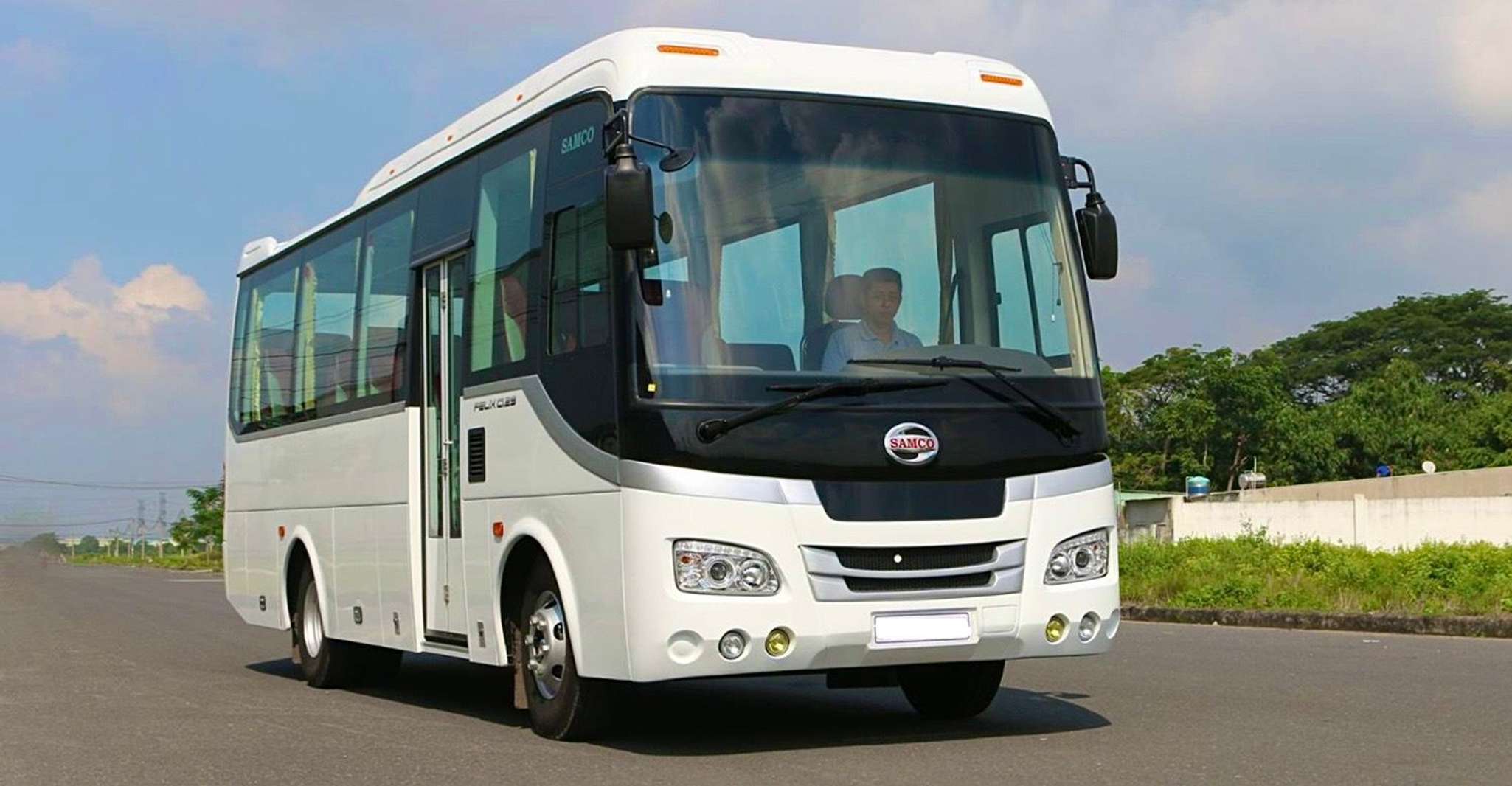 From Hue, Hoi An Bus Transfer with Sightseeing Stops - Housity