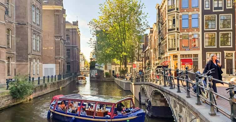 Amsterdam Picks New Spot For Red Light District Tourism