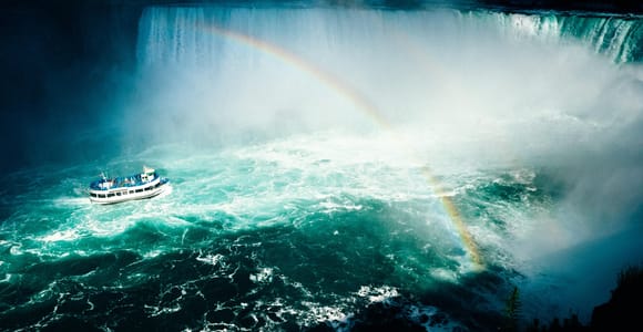 Von NYC/NJ: 2-tägige Niagara Falls & Corning & Buffalo Tour