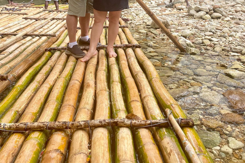 Fazenda de maconha, rafting de bambu e passeio pela praia da Caverna dos MédicosDe Montego Bay