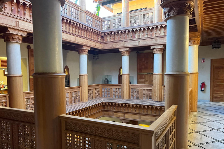 Marrakech: El Badi Palace Entry Ticket & Souvenir Postcard