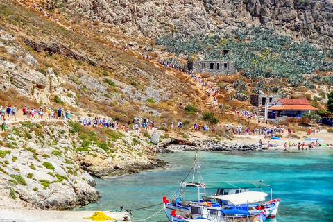 Depuis le port de Kissamos : croisière en bateau vers la lagune de Balos et GramvousaDepuis le port de Kissamos : croisière en bateau vers Balos et Gramvousa et déjeuner