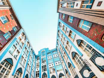 Berlin: Backyards of Berlin 2-Hour Tour
