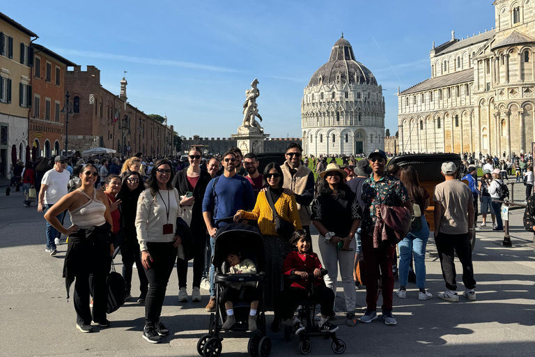 Pisa: Leaning Tower and Miracle Square with a licensed Guide Group Tour