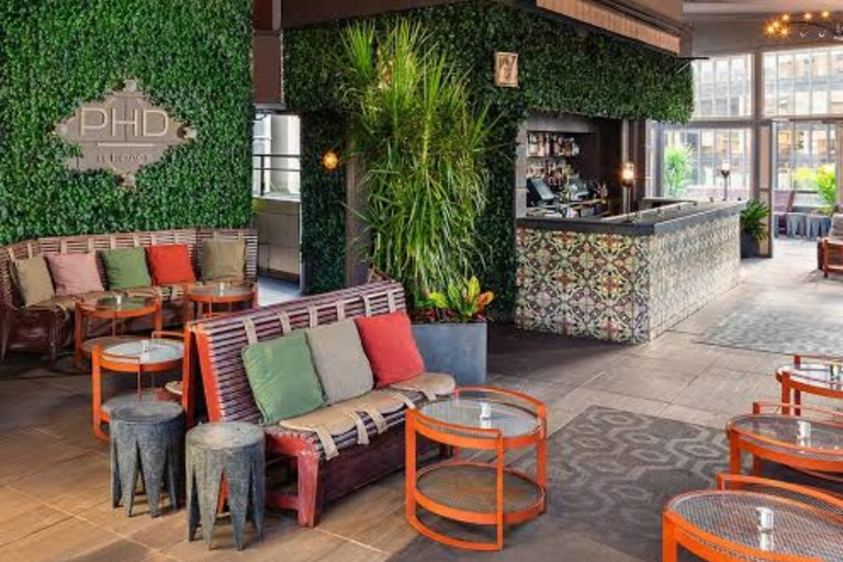 Botswana: Rooftop Dinner & Watching Hunting Birds in Ocean