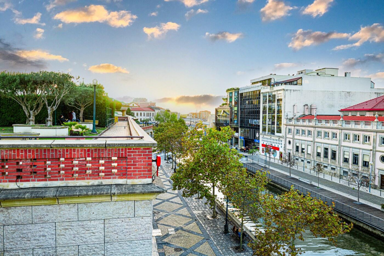 From Porto: Transfer to Lisbon with stops until 3 cities Transfer Porto - Lisbon with 2 stops