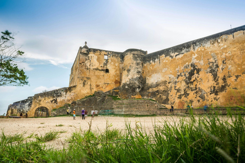 Mombasa: Fort Jesus, Old Town Art, Food and Spice Tour