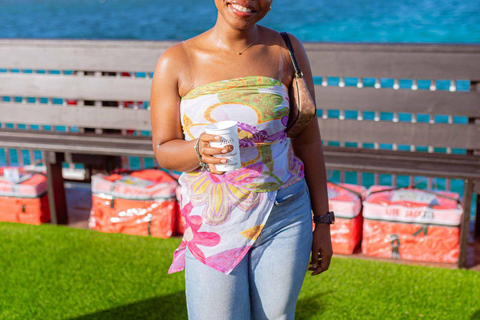 Montego Bay : Poko Loko Floating Bar Island Chill TourMontego Bay : Excursion détente sur l&#039;île du bar flottant Poko Loko