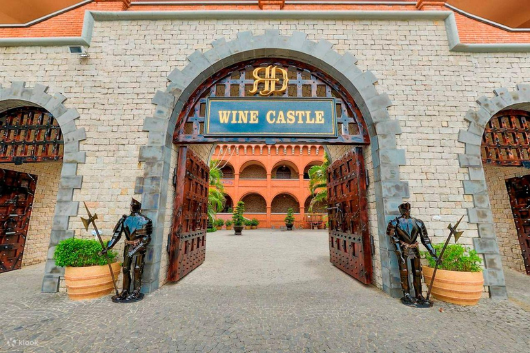 2-Day Mui Ne Tour: Train Ride, Sand Dunes & Seafood