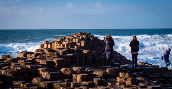 Belfast: 5-Star Giant&#39;s Causeway Guided Tour with Castles