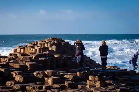 Da Belfast: Tour guidato del Giant's Causeway e dei Castelli