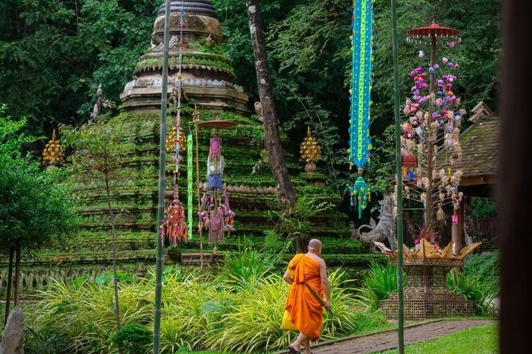 Chiang Mai: Doi Suthep Sunset & Hidden Temple with Guide