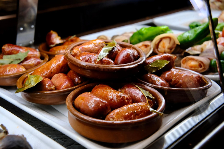 Santiago de Compostela: Food Tour with 6 Tastings & Drinks