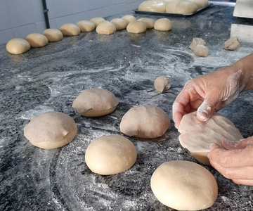 Cook Conchas & Pan de Muerto and Visit a Candies Factory