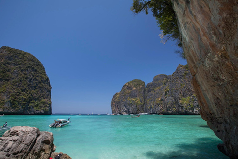 Khaolak: Temprano hacia la isla Phi Phi y la bahía Maya con almuerzo8:00 AM Recorrido