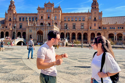 Sevilla: Tour a pie privado por la ciudad