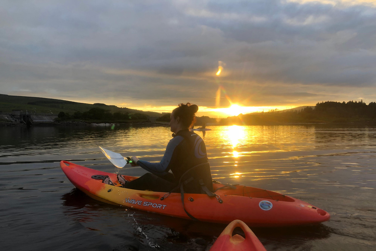 Donegal: Gita in kayak al tramonto sul lago Dunlewey