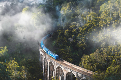 NanuOya: Second-Class Scenic Train Seat Reservation to Ella